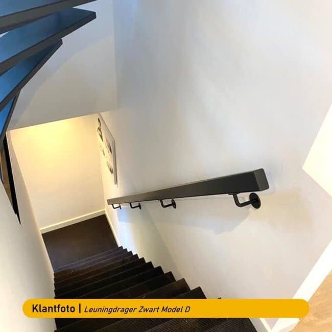 Zwart hardhouten trapleuning | Rechthoekig (38x67 mm)