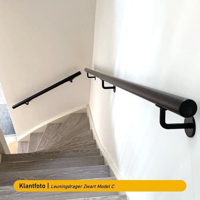 Zwart hardhouten trapleuning | Rond (38 mm)