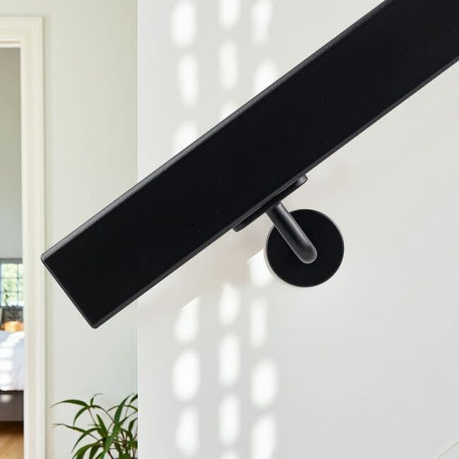 Zwart hardhouten trapleuning | Rechthoekig (38x67 mm)