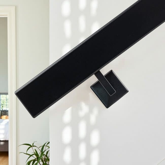 Zwart hardhouten trapleuning | Rechthoekig (38x67 mm)