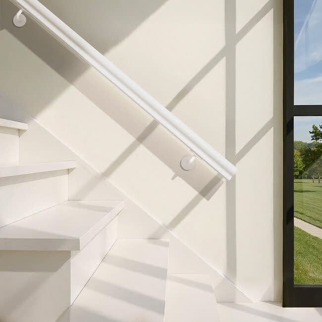 Wit hardhouten trapleuning | Sleutelgat (56x67 mm)