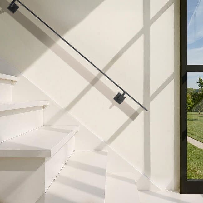 Zwarte stalen (rvs) trapleuning | Plat (40x10 mm)