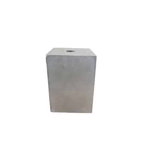 Sokkel / Betonpoer 15x15 en 20 cm hoog antraciet met gat 3 cm
