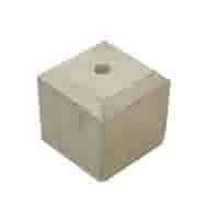 Sokkel / Betonpoer 20x20 en 20 cm hoog grijs met gat 3 cm en grote vellingkant