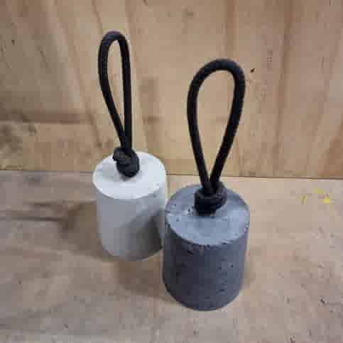 Betonnen Deurstopper met zwart touw 11 cm