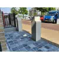 Betonpaal Canal houses IV Halsgevel