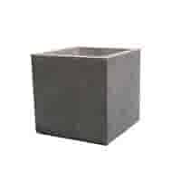 Betonnen bloembakken vierkant 40x40 en 40 cm hoog