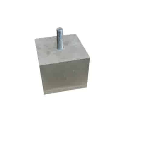 Betonpoer 12x12 en 10 cm hoog M16