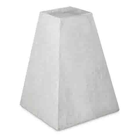 Betonpoer 25x25 en 70 cm hoog grijs M16 of M12