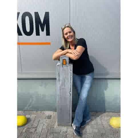 Betonpaal Canal houses IV Halsgevel