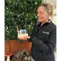 Visitekaartjeshouder van beton Visitekaartjeshouder van beton