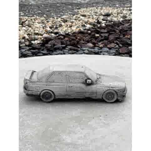Auto van beton (merk) BMW E30 (middel groot)