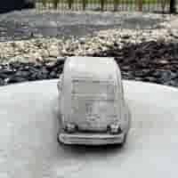 Auto van beton (merk) Citroën 2CV (groot model)