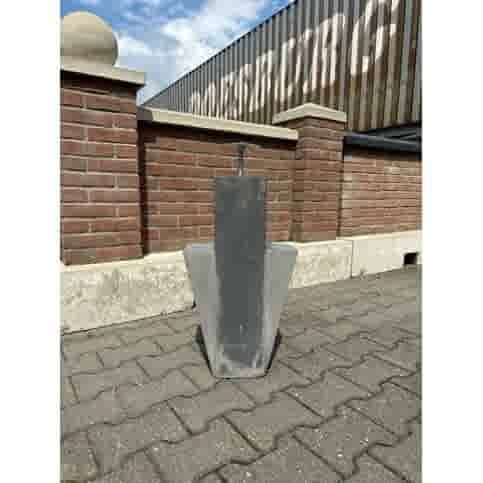 Betonpoer met zijoplegging 15x15 en 60 cm hoog antraciet