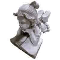 Lezend meisje klein H15 cm