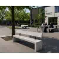 Betonnen tuinbank met rugleuning