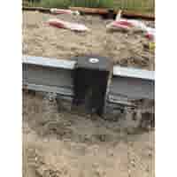 Betonpoer met zijoplegging 15x15 en 60 cm hoog antraciet
