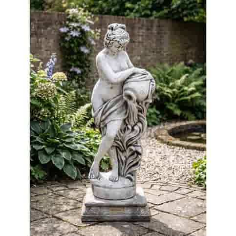 Vrouw met kruik 125 cm - Tuinbeeld van beton