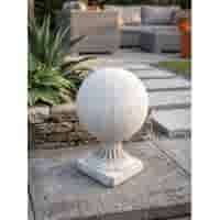 Betonnen bol op sokkel - Tuindecoratie - 33 cm