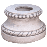 Gedetailleerde decoratieve zuil van beton 25 cm
