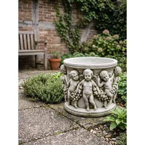 Betonnen bloempot met cherubijnen - 33 cm hoog