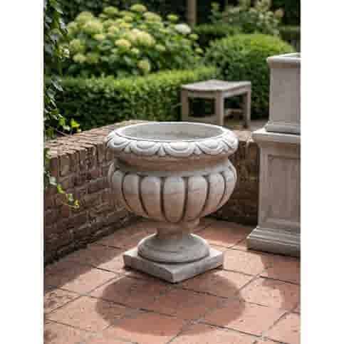 Klassieke bloempot van beton 31 cm