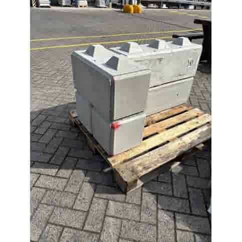 Betonblok met 2 noppen 30x60x30 cm