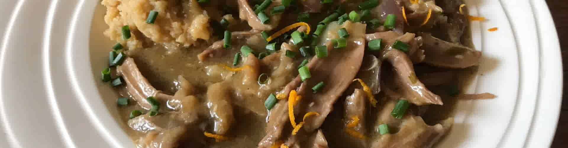 Lamsschenkel met sinaasappel en rozemarijn van Chios