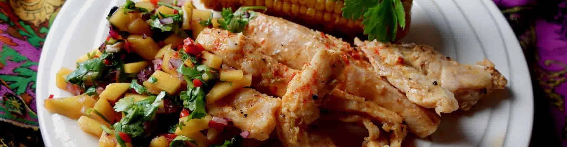 Mexicaanse krokodilfilet met mango, pepers & limoen