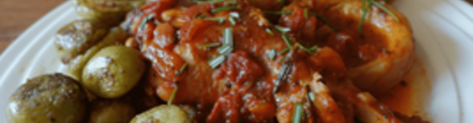 Konijnenbout met artisjok in tomatensaus