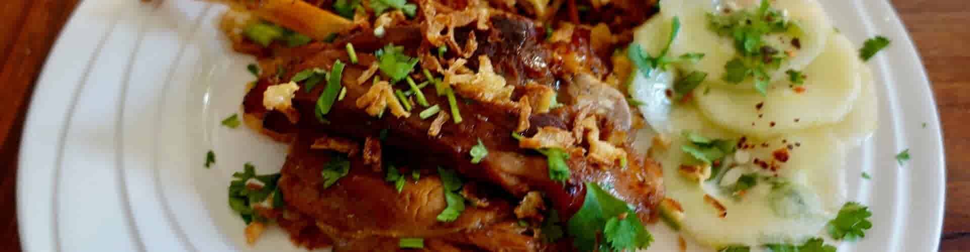 Oerhammetje | Pig Wing op oosterse wijze uit de rookoven