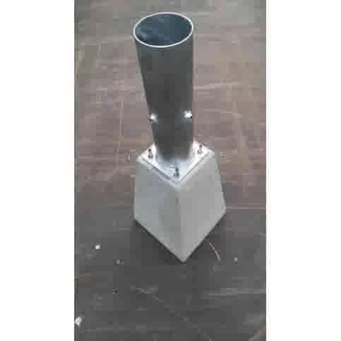 Betonpoer 15x15 en 35 cm hoog grijs M10