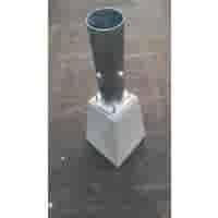 Betonpoer 18x18 en 45 cm hoog grijs M10