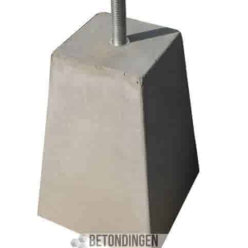 Betonpoer 18x18 en 45 cm hoog grijs M16