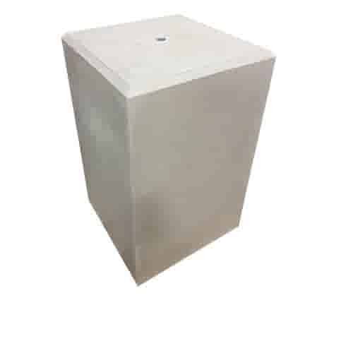 Betonpoer 30x30 en 50 cm hoog grijs M16