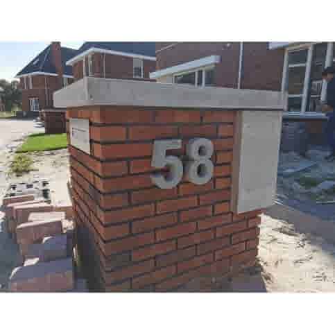 Huisnummer beton 5