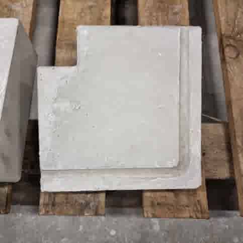 Raamdorpel beton 16x9,5/5 cm hoekstuk uitwendig