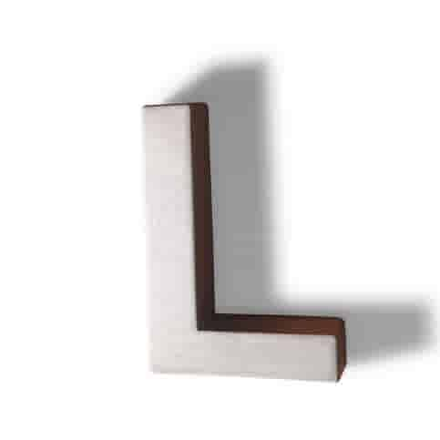 Betonnen letter L