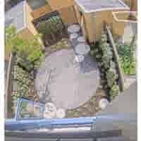 Ronde grijze staptegel 45 cm – Rustique Beton  met een natuurlijk geleefd karakter