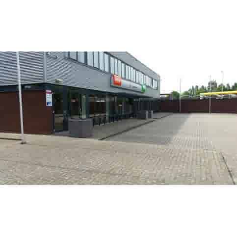 Betonnen bloembakken vierkant 50x50 en 50 cm hoog