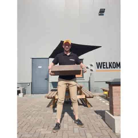 Betonpoer 15x15 en 60 cm hoog roestbruin M16