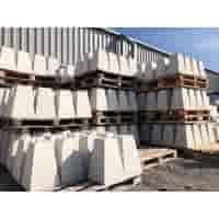 Betonpoer 25x25 en 70 cm hoog grijs M16 of M12