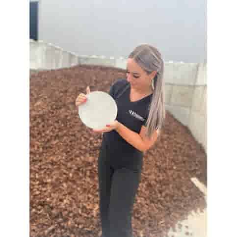 Ronde grijze staptegel 23 cm – Rustique Beton  met een natuurlijk geleefd karakter