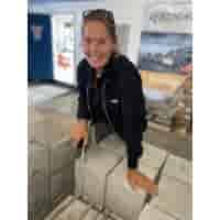 Betonpoer 24x24 en 25 cm hoog grijs M16