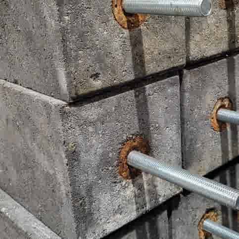 Betonpoer 15x15 en 60 cm hoog antraciet B-keus