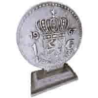 Gulden op voet H40 cm