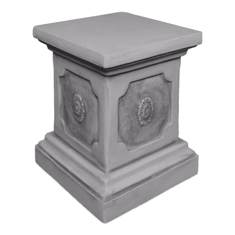 Artistiek tuinvoetstuk van beton 38 cm