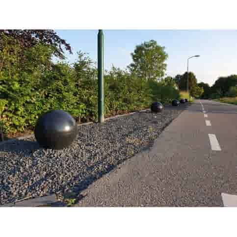Betonnen bol zwart gecoat 50 cm