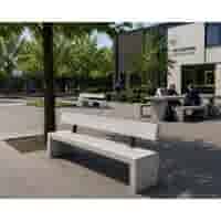 Betonnen tuinbank met rugleuning