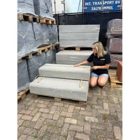 Betonnen traptreden 20x40x120 cm grijs Oud Hollands